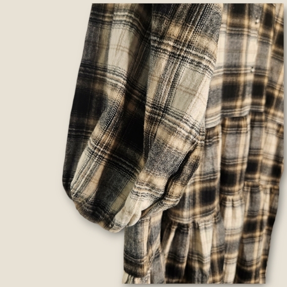 Flag & Anthem Plaid York Tiered Dress - Picture 3 of 10